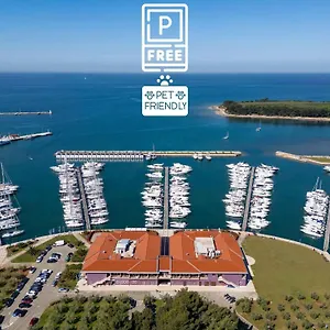 Boutique Nautica - & Wellness, Free Parking, Pet Friendly **** Novigrad Istria