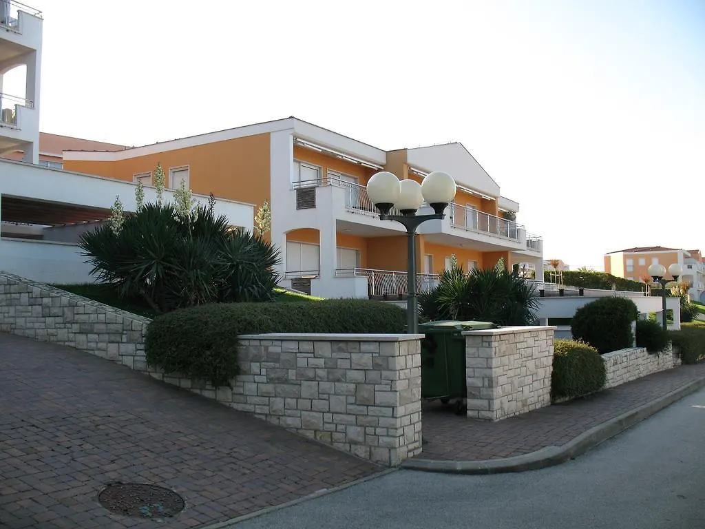 Skiper Apartments & Golf Resort 萨武德里亚 4*,  克罗地亚