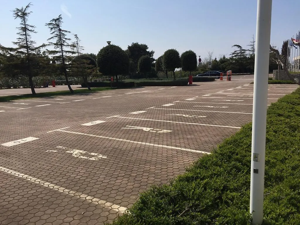 **** 公寓式酒店 Skiper Apartments & Golf Resort 萨武德里亚 克罗地亚