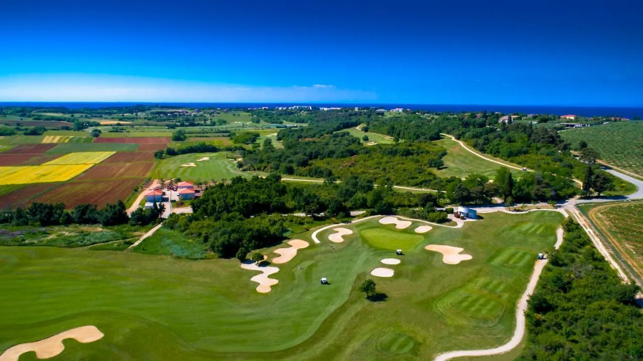 公寓式酒店 Skiper Apartments & Golf Resort 萨武德里亚